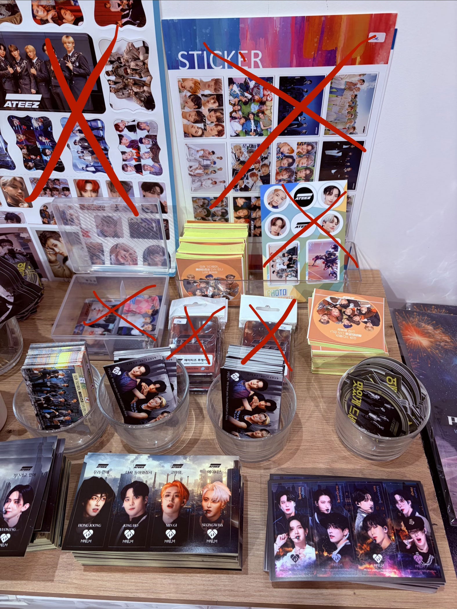 KPOP Fragment Bundle — 30 pièces — Ateez, Stray Kids, TXT, G-Dragon
