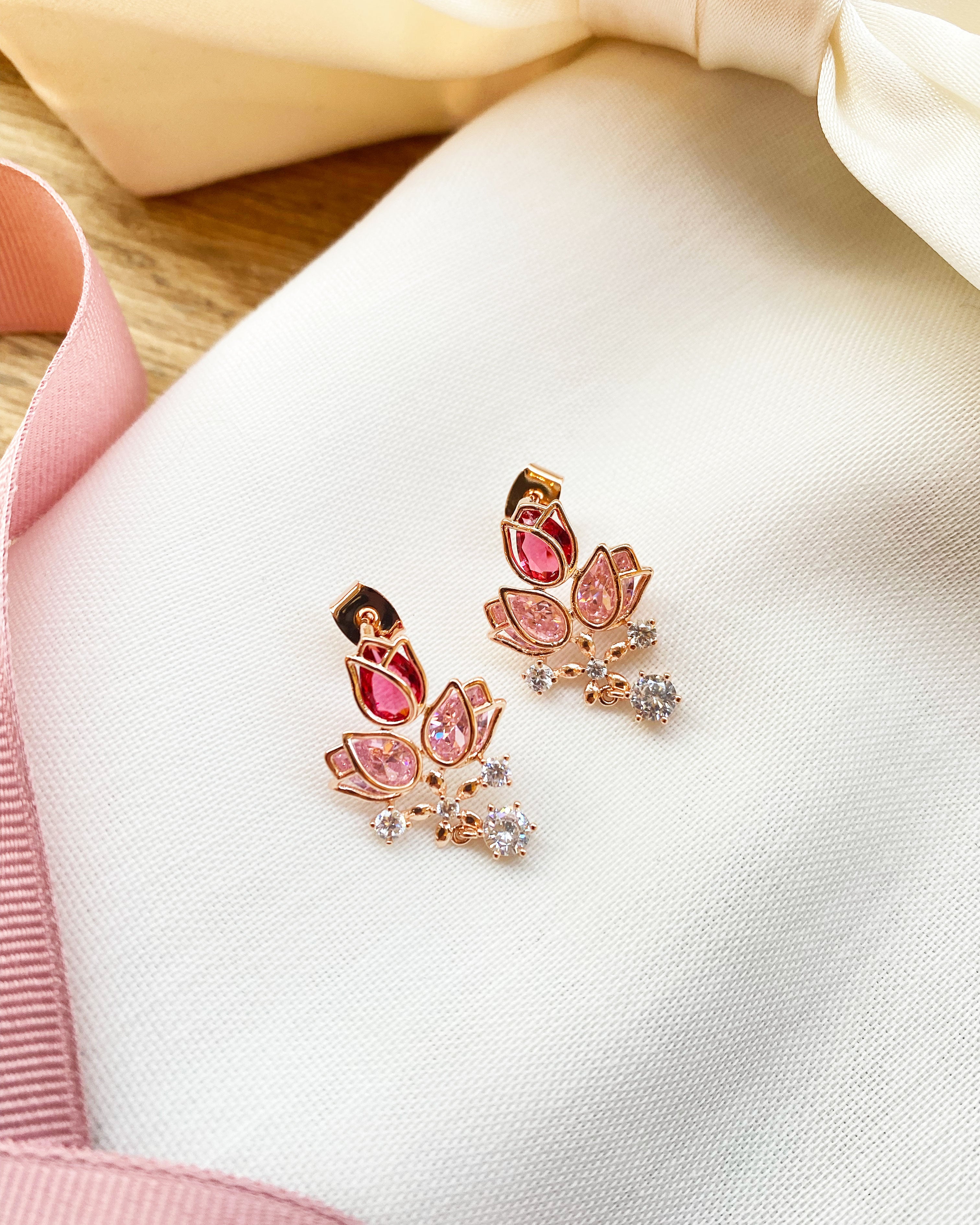 Pink Tulip Crowns - Golden Rose
