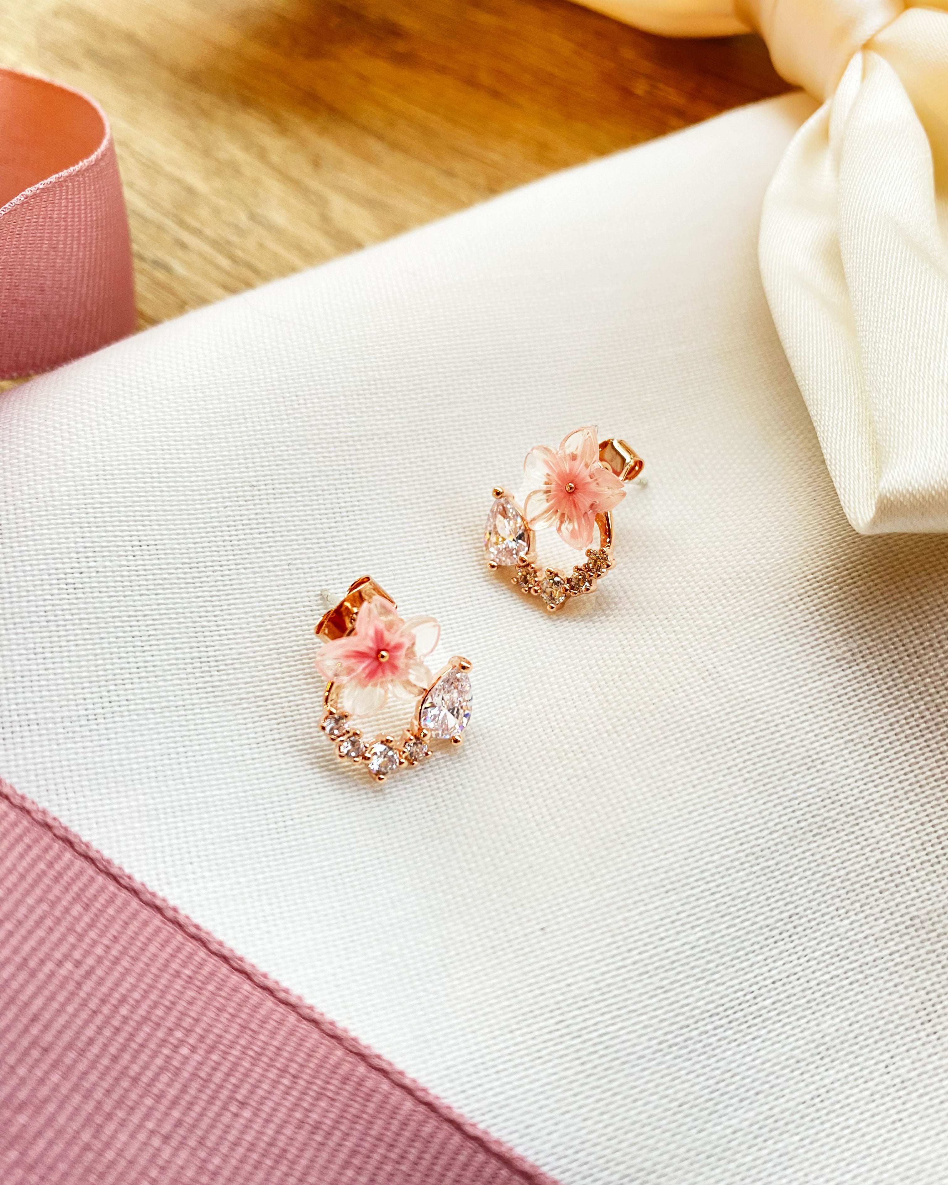 Small Cherry Blossom - Golden Rose